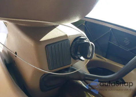 2004 Buick Lesabre Limited z USA, uszkodzony, nr VIN 1G4HR54K84U137795